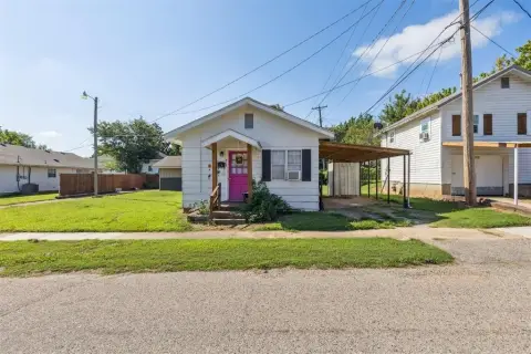 Shawnee Duplex: Investment Opportunity