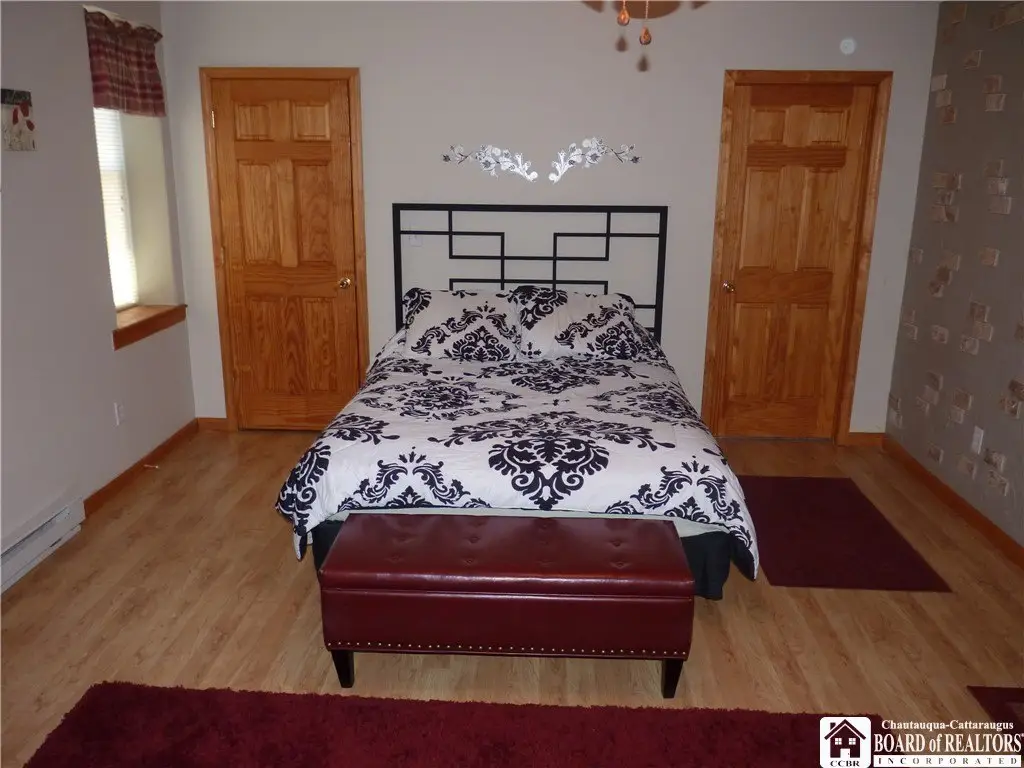 Picture 10