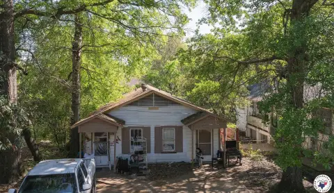 Texarkana Duplex: Income Potential