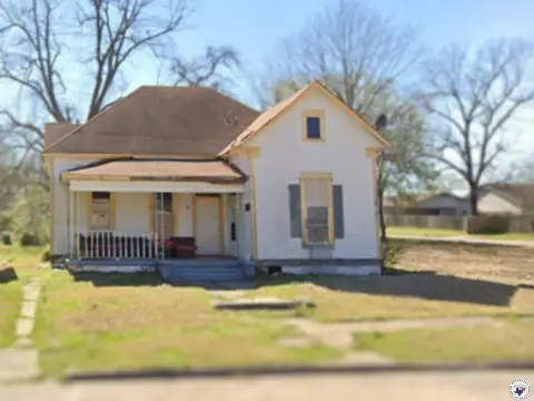 Texarkana Duplex with Income Potential