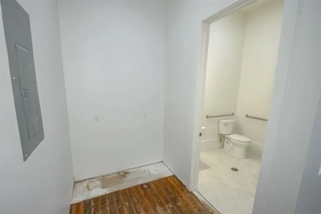Picture 7