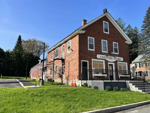 Historic Woodstock Commercial Building For Sale