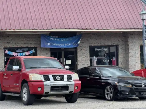 Storefront Retail Building with Showroom
