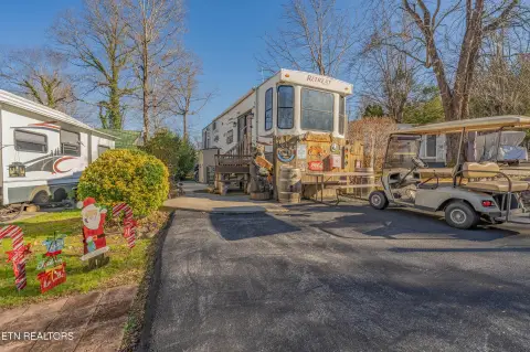 Gatlinburg RV Lot with Utilities