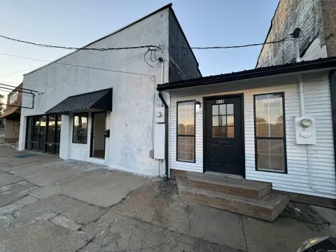 Mixed-Use Property in Hot Springs