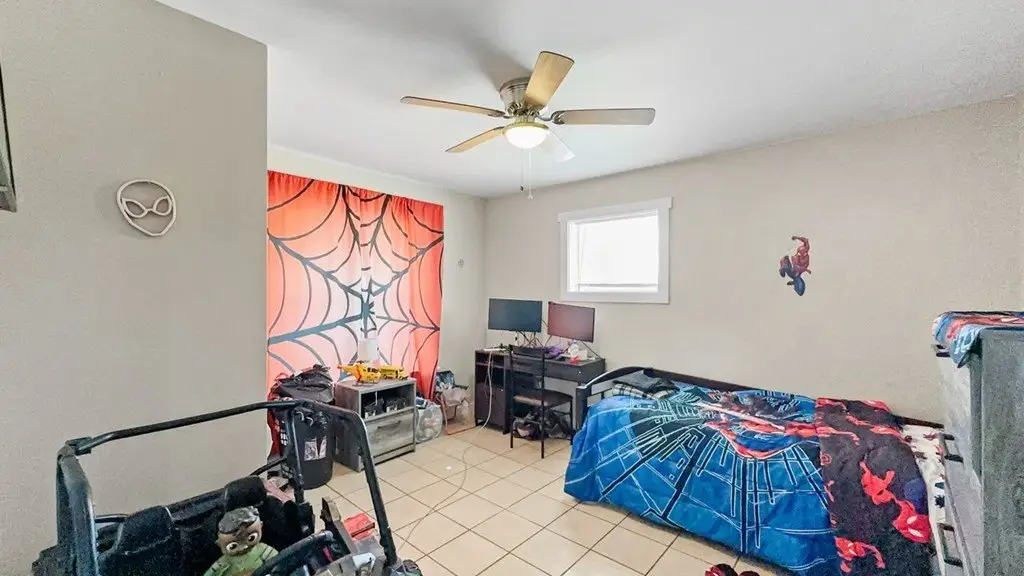 Picture 18