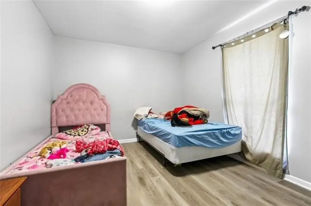 Picture 9