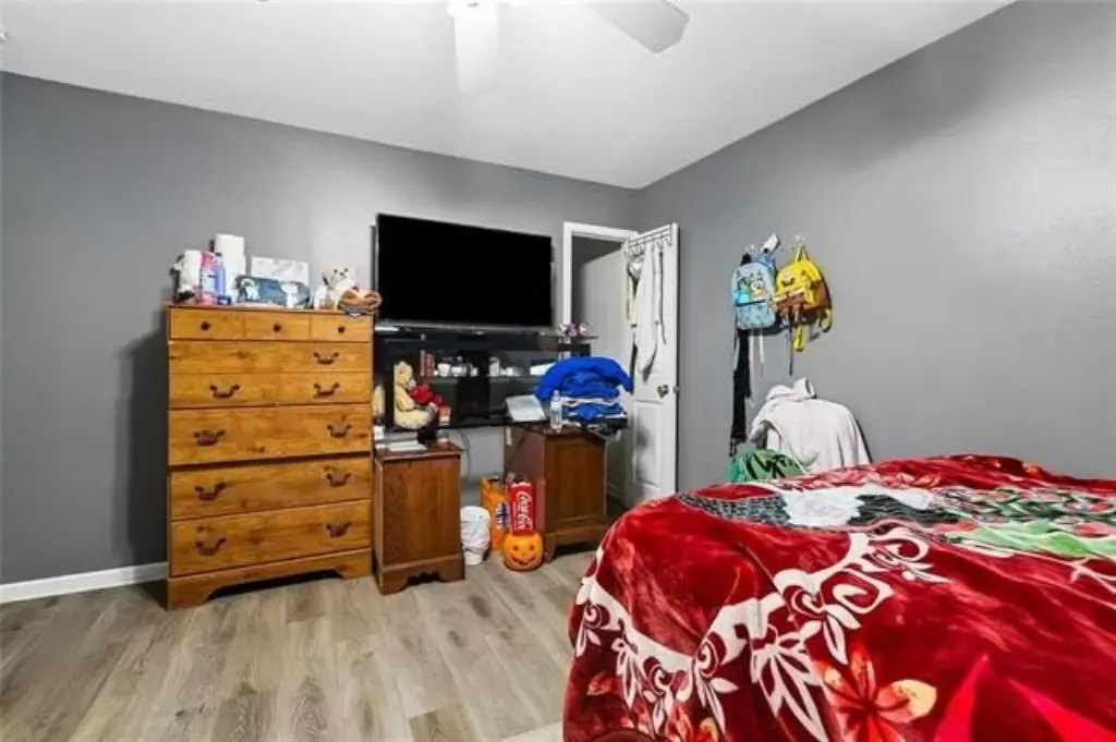Picture 7