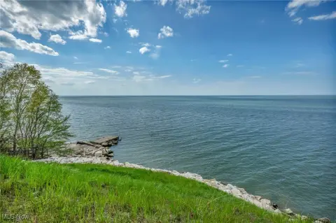 Lake Erie Waterfront Land Parcel
