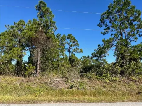 2.73 Acre Land in Naples