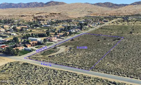 Flat Corner Development Land