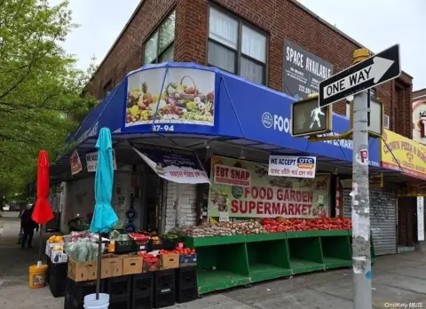 Jamaica Supermarket Opportunity