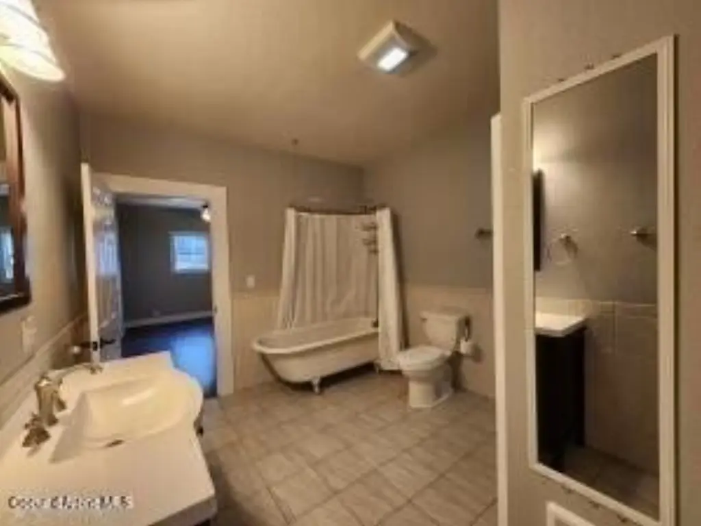 Picture 12