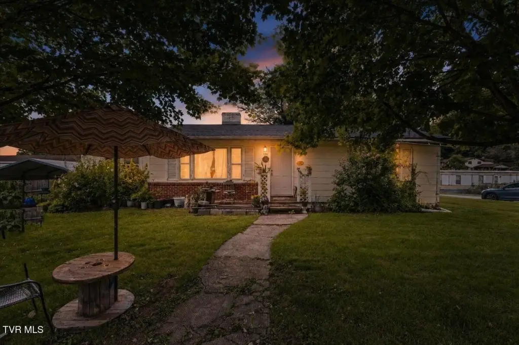 Picture 6