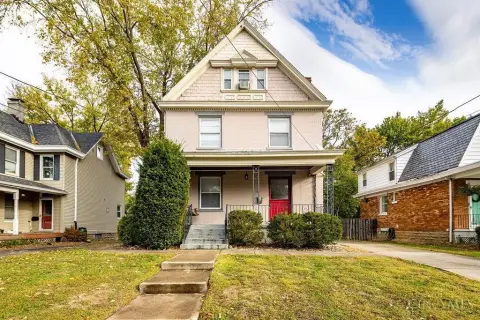 Spacious Duplex in Pleasant Ridge