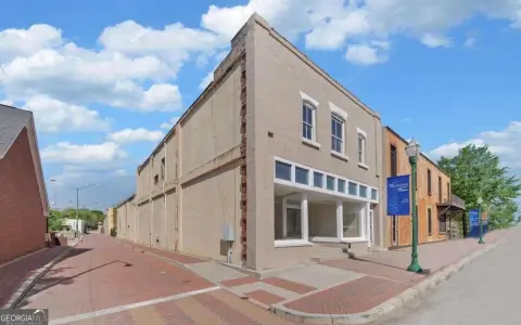 Downtown Storefront with Basement