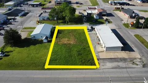 Commercial Building Lot in Grove