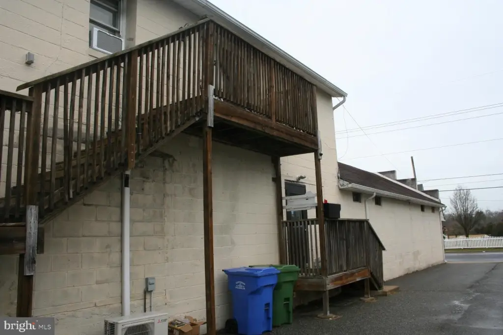 Picture 4