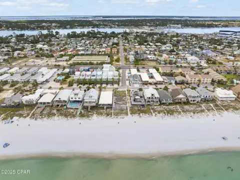 Gulf-Front Property in Panama City