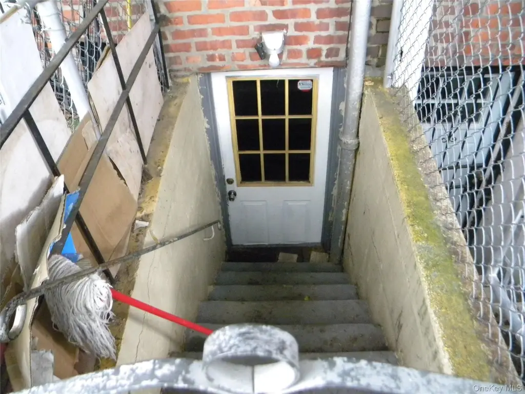 Picture 5