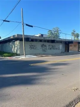 Versatile Commercial Building in Alexandria