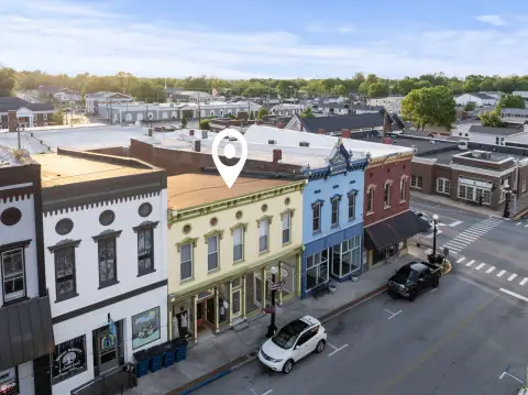 Harrodsburg Retail and Residential Building