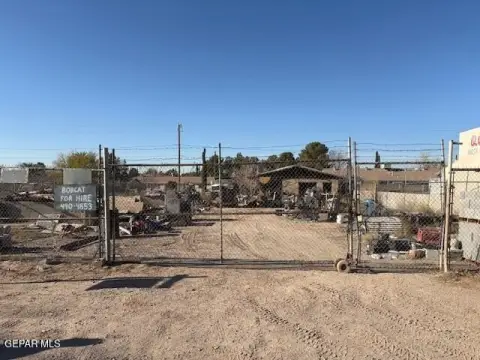 Commercial Land in El Paso