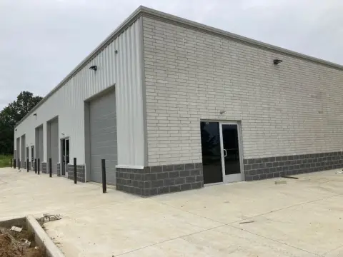 Flex Space Building with Overhead Doors