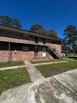 15-Unit Apartment Building