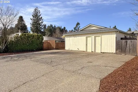 Oregon City Duplex Investment Opportunity