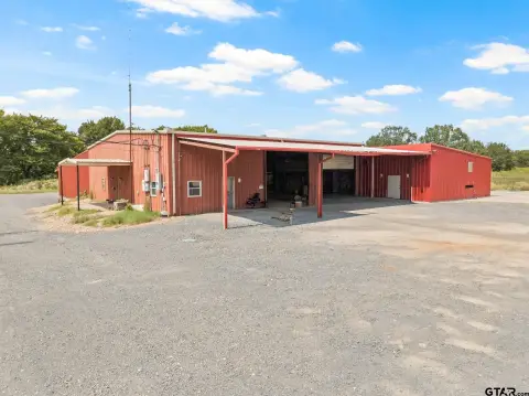 Versatile Warehouse and Office Space