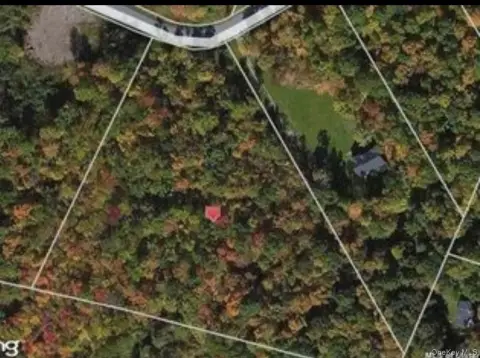 Residential Land in Modena, NY