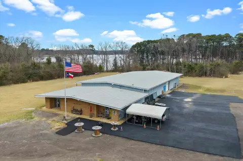 Unique Property Near Lone Star Lake