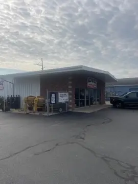 Flex Space with Overhead Doors