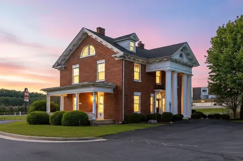 Income-Producing Building in Fishersville, VA