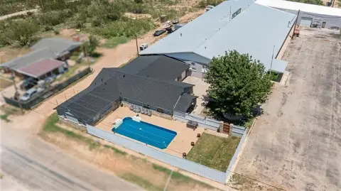 Turnkey Skating Rink on 4 Acres