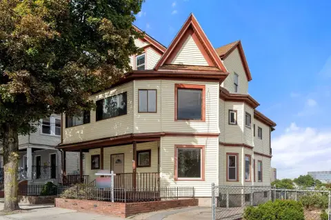 Two-Family Duplex with Expansion Potential