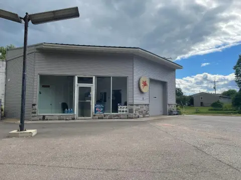Highway Frontage Automotive Shop