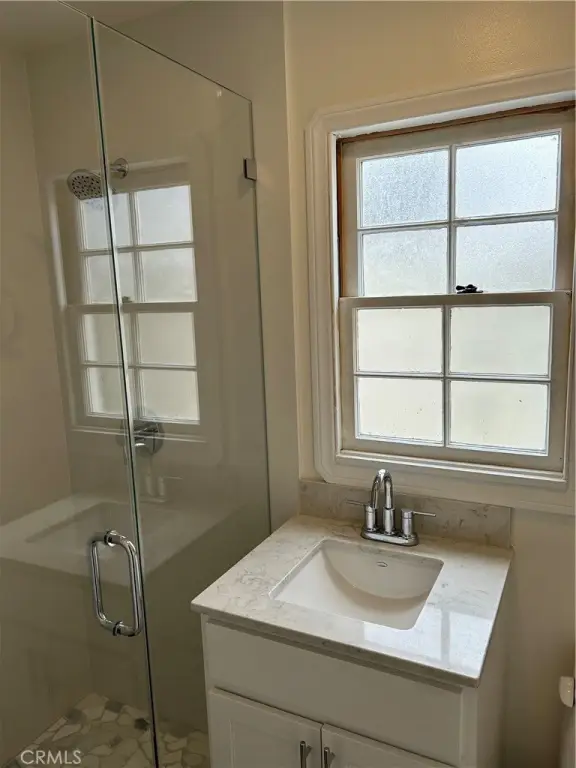 Picture 30