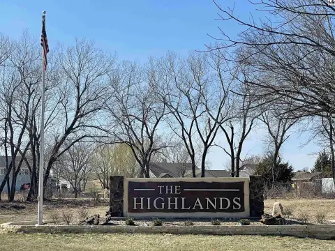 Hutchinson, KS Land For Sale