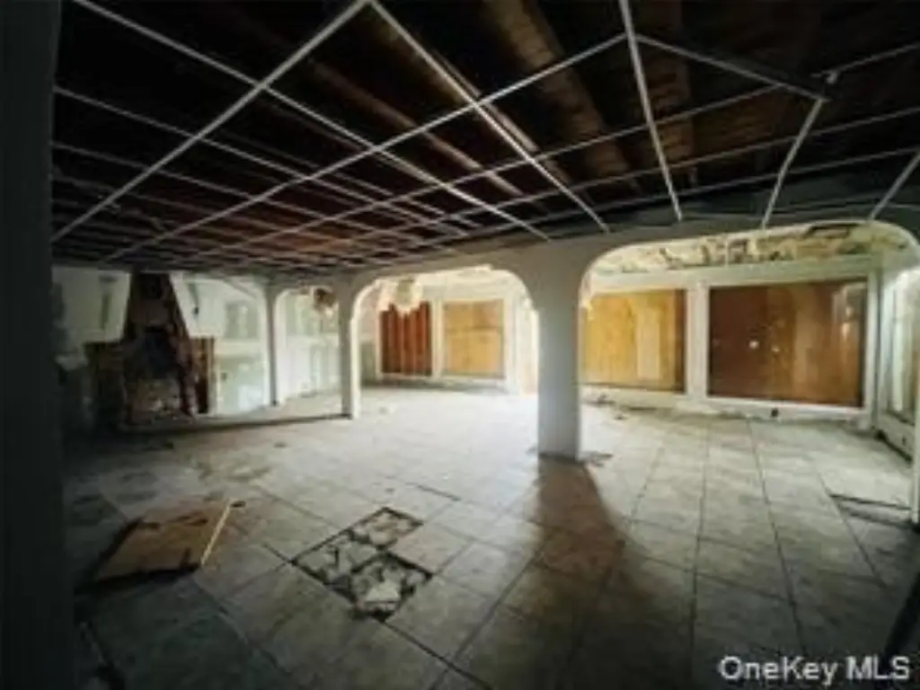 Picture 10
