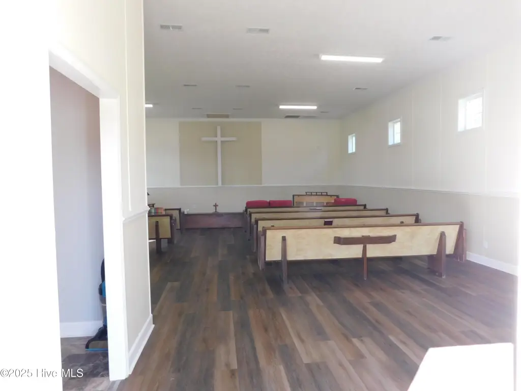 Picture 19