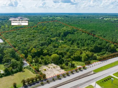 Commercial Land with Loop Frontage