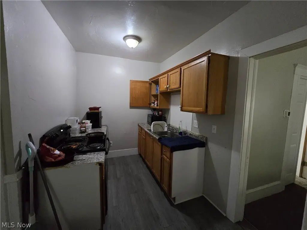 Picture 4