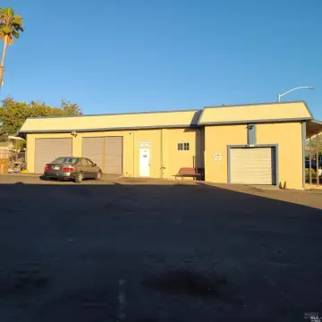 Corner Automotive Shop