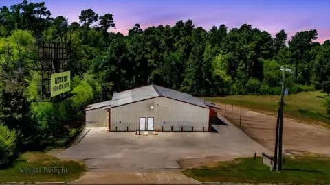 Acreage Flex Space