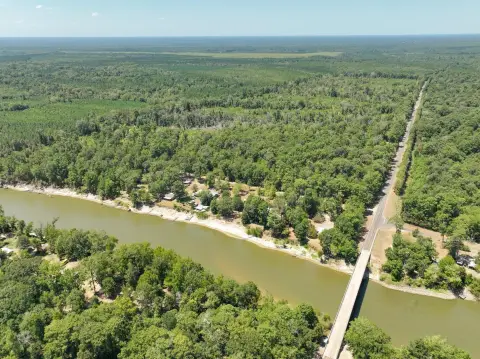 Neches Riverfront Waterfront Land