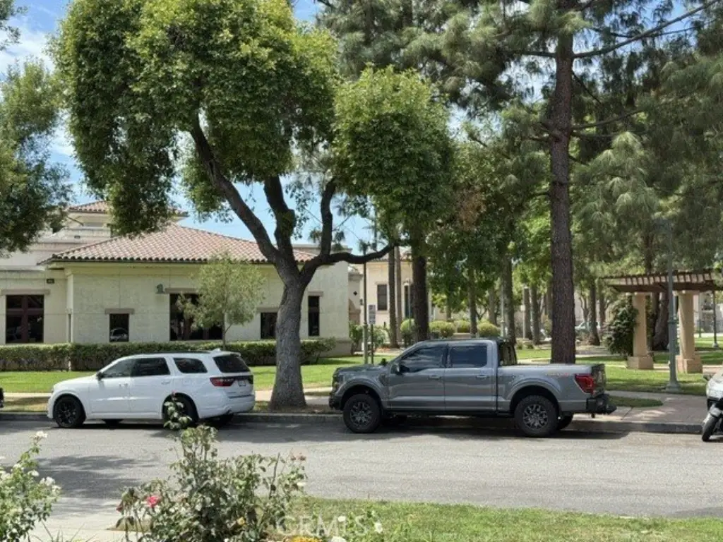 Picture 30