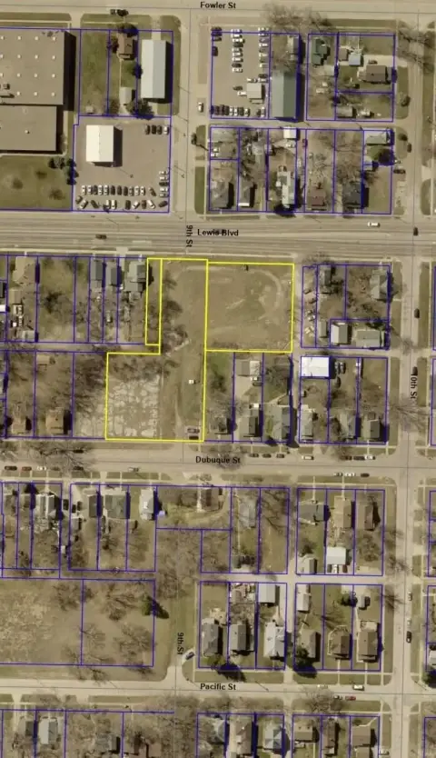 Commercial Land on High Visibility Highway