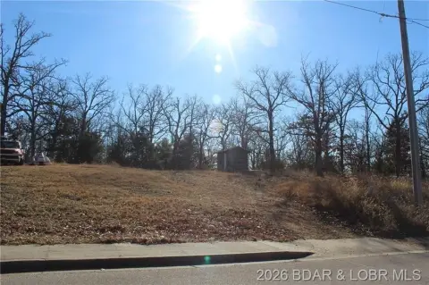 Oversized Lot in Osage Beach